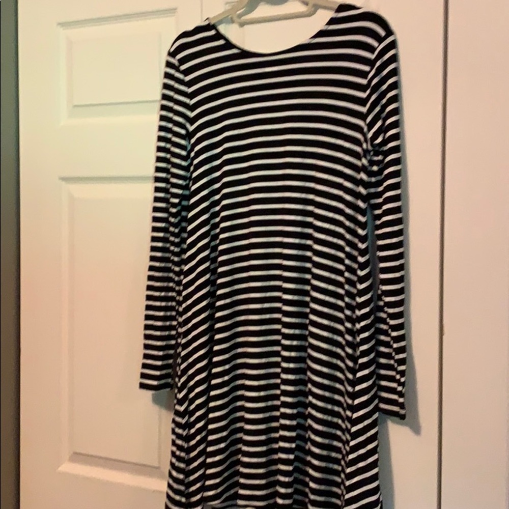 Old Navy black and white stripe dress